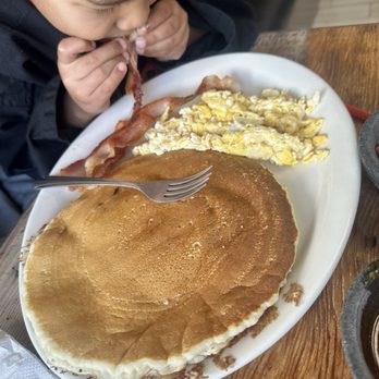 Chilaquilicious - Kids pancakes, eggs, and bacon - Mexican Near Me - Azusa, California