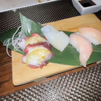 O-Ku - Octopus sashimi Squid sashimi Hamachi Nigiri Negihama Maki - Sushi Bars Near Me - Charlotte, North Carolina O-Ku - Octopus sashimi Squid sashimi Hamachi Nigiri Negihama Maki - Sushi Bars Near Me - Charlotte, North Carolina