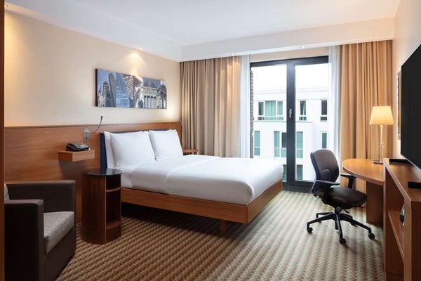 Hampton by Hilton Berlin City West by null