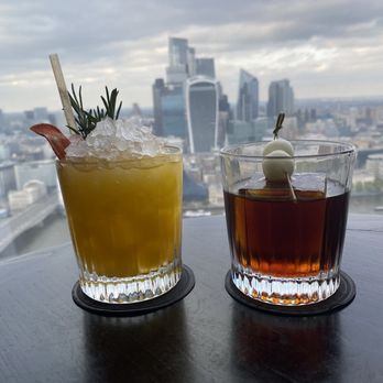 Hutong - Yellow Ming and Coffee & Melon Martini - Chinese Near Me - London, XGL