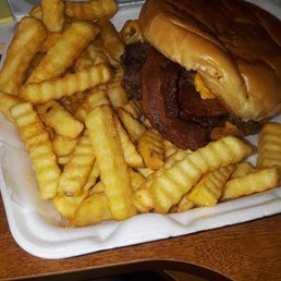 Bacon Cheeseburger - this picture does it no justice