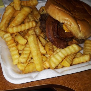 Hot Shot Food Store - Bacon Cheeseburger - this picture does it no justice - Convenience Stores Near Me - Fort Worth, Texas