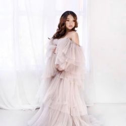 Oyu Salon - Baby shower photo hair styling and make up