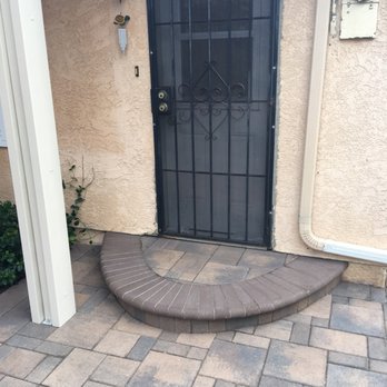 Pacific Pavers - Back door to the back yard - Landscaping Near Me Pacific Pavers - Back door to the back yard - Landscaping Near Me