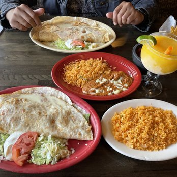 El Camino - Mexican Near Me - Aurora, Ohio El Camino - Mexican Near Me - Aurora, Ohio