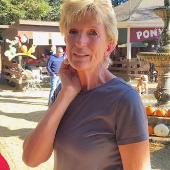 Lemos Farm - Rude employee - Amusement Parks Near Me - Half Moon Bay, California Lemos Farm - Rude employee - Amusement Parks Near Me - Half Moon Bay, California