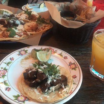 Broken English Taco Pub - The Loop - Mexican Near Me - Chicago, Illinois Broken English Taco Pub - The Loop - Mexican Near Me - Chicago, Illinois