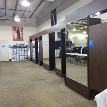 3 Day Suit Broker - Fitting rooms - Men's Clothing Near Me - Montclair, California 3 Day Suit Broker - Fitting rooms - Men's Clothing Near Me - Montclair, California
