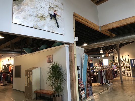 SOKO Outfitters by null