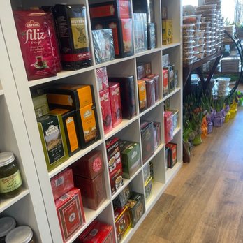 Parsa Bakery - Assortment of teas, gourmet foods, frozen foods, imported items! - Bakeries Near Me - McLean, Virginia