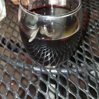 Poor Phil's Shell Bar - Red wine - American Near Me - Oak Park, Illinois