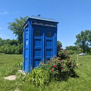 Tardis Detroit - TARDIS Detroit community book box - Community Book Box Near Me - Detroit, Michigan Tardis Detroit - TARDIS Detroit community book box - Community Book Box Near Me - Detroit, Michigan