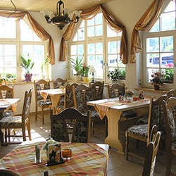 Pension & Gasthaus Bauernhäus'l