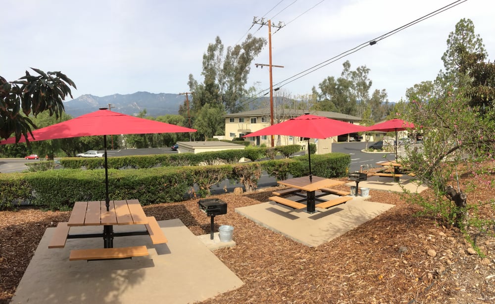 OJAI MIRA MONTE APARTMENTS Updated September 2024 750 Highland Dr