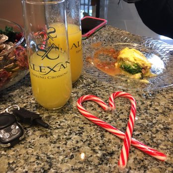 Arium Spring Crossing - Our complimentary Mimosas & omelets at Alexan. They did a fantastic job at serving us whatever we wanted & keeping our drinks full. - Apartments Near Me - Spring, Texas