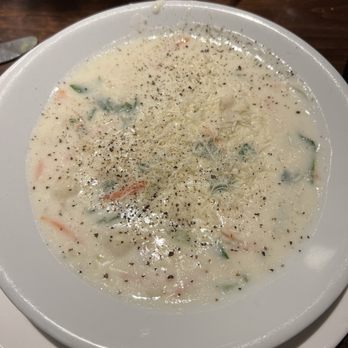 Olive Garden Italian Restaurant - Chicken & Gnocchi - Soup Near Me - Fresno, California Olive Garden Italian Restaurant - Chicken & Gnocchi - Soup Near Me - Fresno, California