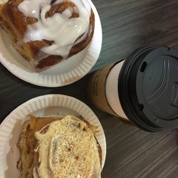 Saint Cinnamon - Regular Cinnamon Roll "White Chocolate" Cinnamon Hot Coco