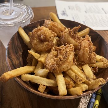 Zeke's Restaurant - Kids fried shrimp - Salad Near Me - Orange Beach, Alabama Zeke's Restaurant - Kids fried shrimp - Salad Near Me - Orange Beach, Alabama