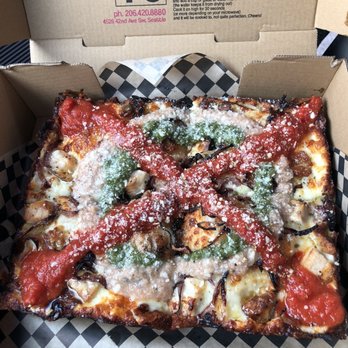 MOTO - Edmonds - Mr Pig - Pizza Near Me - Edmonds, Washington
