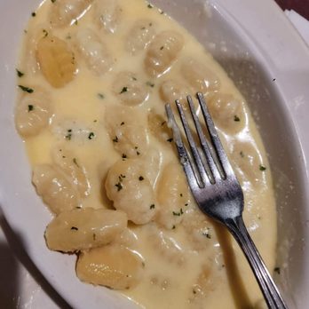 Tomaso's Italian Villa - Gnocchi Alfredo pasta - Italian Near Me - Norton, Ohio Tomaso's Italian Villa - Gnocchi Alfredo pasta - Italian Near Me - Norton, Ohio