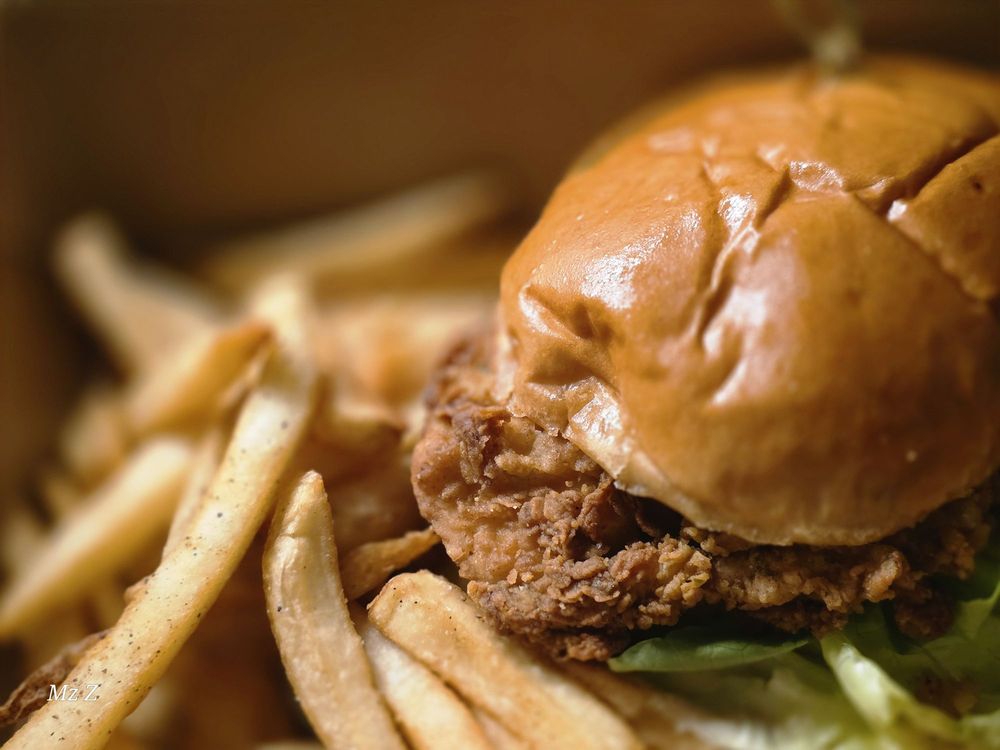 Bostonia Public House