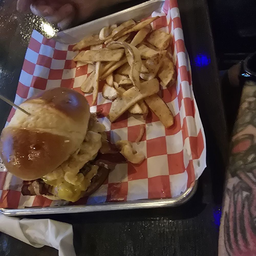 Spliff's Gastropub - The mouth of the south - Beverage Store Near Me - Jacksonville, Florida