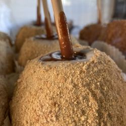 Rocky Mountain Chocolate Factory - Cheesecake Apple