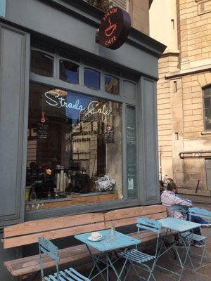 Strada Café by null