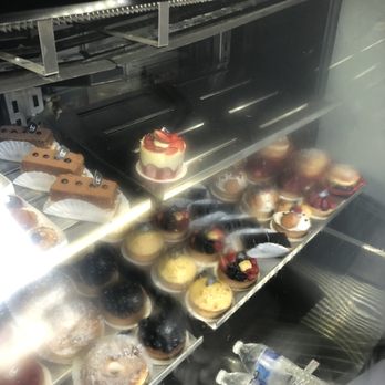 Paris Café - Patisserie/Cake Shop Near Me - Puerto Vallarta, JAL Paris Café - Patisserie/Cake Shop Near Me - Puerto Vallarta, JAL