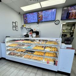 Lee’s Donuts - Menu and Donut options