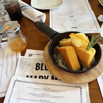 Izzy's Comfort Kitchen - Izzy's Cornbread ($9) - Comfort Food Near Me - Coeur d'Alene, Idaho