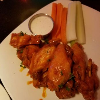 10pin Bowling Lounge - Buffalo wings. - Bowling Near Me - Chicago, Illinois