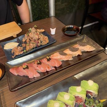 IZAKAYA OSEN - Sashimi Tuna Belly / Toro salmon truffle - Sushi Bars Near Me - Los Angeles, California