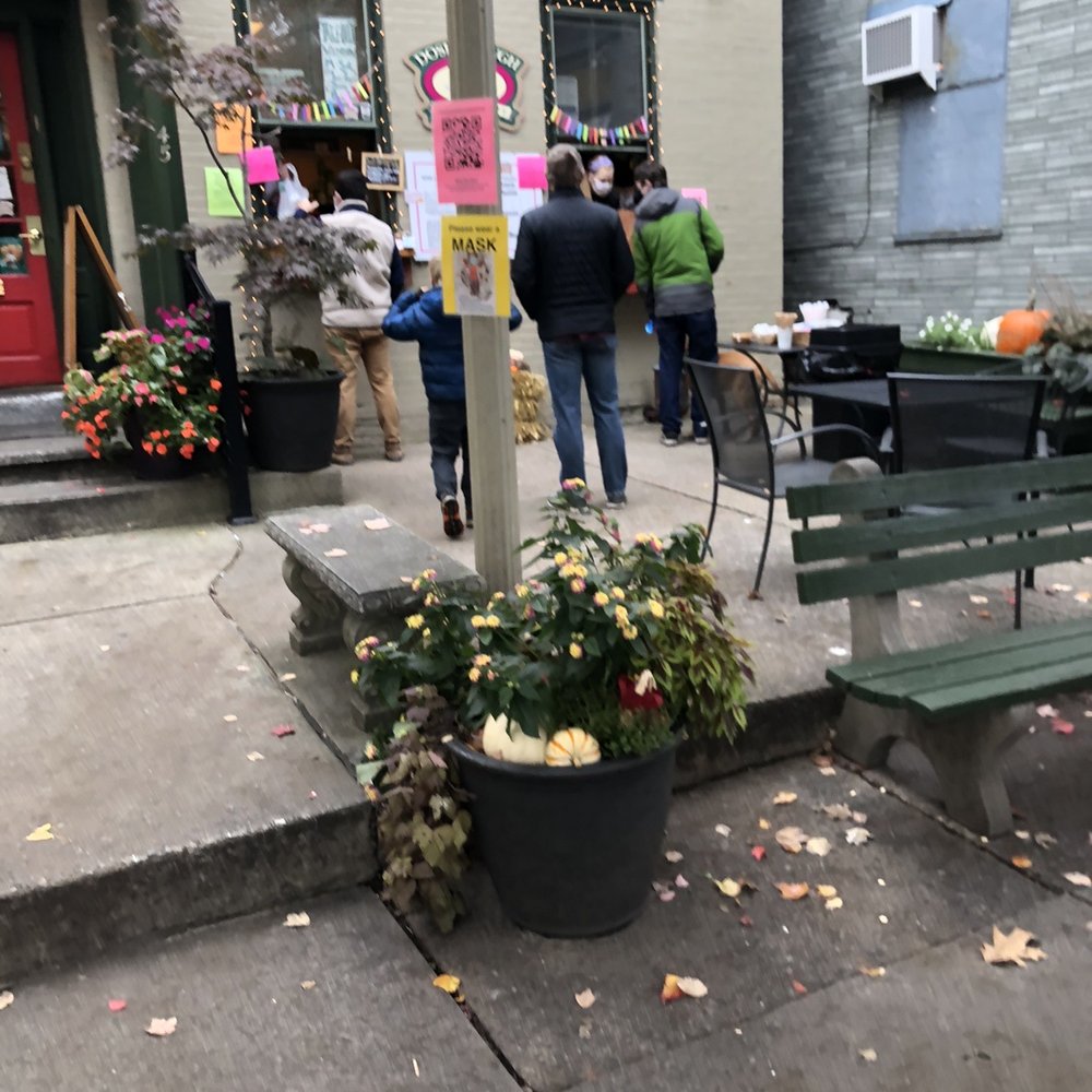 Dosie Dough - Busy but quick curbside pick up - Bakeries Near Me - Lititz, Pennsylvania Dosie Dough - Busy but quick curbside pick up - Bakeries Near Me - Lititz, Pennsylvania