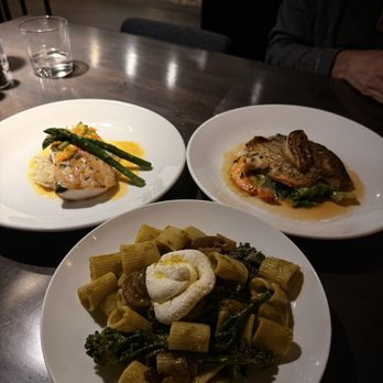 Vela - Rigatoni, mahi mahi, and I forget - American Near Me - Doylestown, Pennsylvania