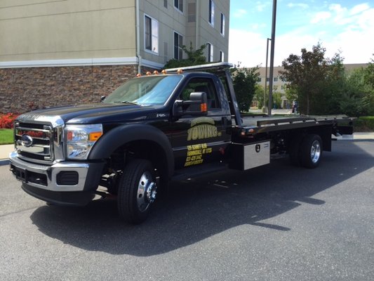 Call now for immediate towing services! - At Tri-Spaulding Towing Services, LLC, not only do we offer to tow, we provide assistance in many other ways, such as vehicle storage services. It is our goal to support motorists throughout Suffolk County. We offer help for everything from lockouts to jumpstarts to winching to towing. No call is too big or too small. Our towing techs know the fastest routes so that we’re always quick to your location, and we’ll be there when we say we will. We’ll even call you when we’re on the way, so you will know where we are. Our company is fully licensed and insured, and we are proud of the many outstanding reviews we’ve received. In fact, we’ve never once had a poor review since we opened more than ten years ago. We are committed to your satisfaction and safety. Call now for immediate towing services! - At Tri-Spaulding Towing Services, LLC, not only do we offer to tow, we provide assistance in many other ways, such as vehicle storage services. It is our goal to support motorists throughout Suffolk County. We offer help for everything from lockouts to jumpstarts to winching to towing. No call is too big or too small. Our towing techs know the fastest routes so that we’re always quick to your location, and we’ll be there when we say we will. We’ll even call you when we’re on the way, so you will know where we are. Our company is fully licensed and insured, and we are proud of the many outstanding reviews we’ve received. In fact, we’ve never once had a poor review since we opened more than ten years ago. We are committed to your satisfaction and safety.