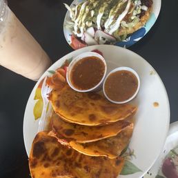 Sopes Sopes
