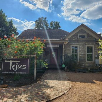Tejas Chocolate Craftory - Chocolatiers & Shops Near Me - Tomball, Texas