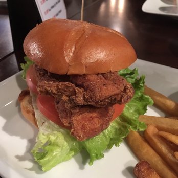 Sidetrack Bar + Grill - Crispy Chicken Sandwich - American Near Me - Pleasanton, California