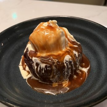 Ramsay's Kitchen - Sticky Toffee Pudding - New American Near Me - Las Vegas, Nevada
