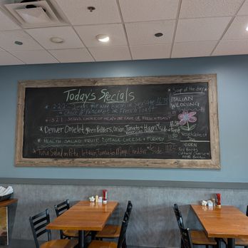 Hot Spot Diner - Diners Near Me - St. Petersburg, Florida Hot Spot Diner - Diners Near Me - St. Petersburg, Florida