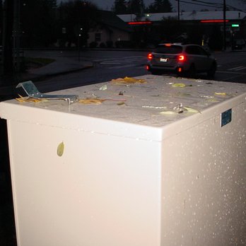 Locking Mailbox Installers - Discarded old part left on top of the new mailbox. The contractor's business is (lockingmailboxinstallers.com). - Mailbox Centers Near Me