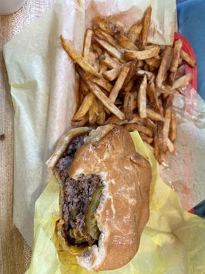 Ronnie's Burgers by null