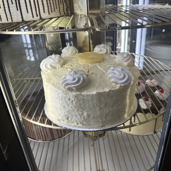 Mama Zoe Michael's - Pineapple cake display - Southern Near Me - Winston-Salem, North Carolina Mama Zoe Michael's - Pineapple cake display - Southern Near Me - Winston-Salem, North Carolina