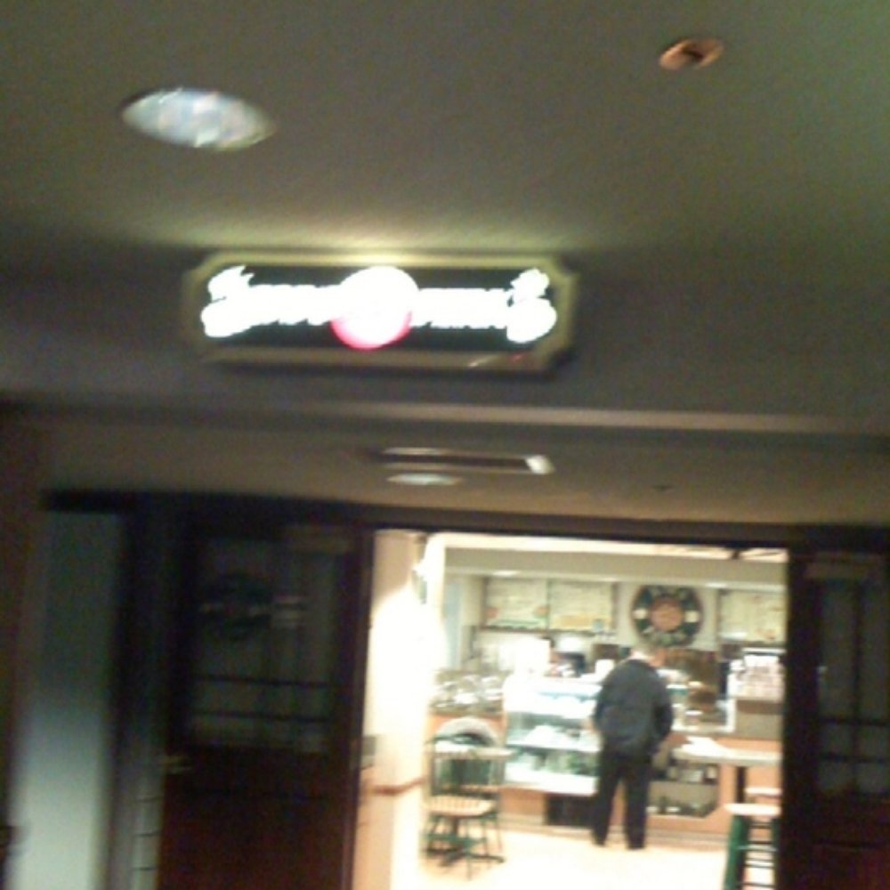 Job's Perk - entrance for job's perk, sorry for the blurry picture - Cafes Near Me - Minden, Nevada