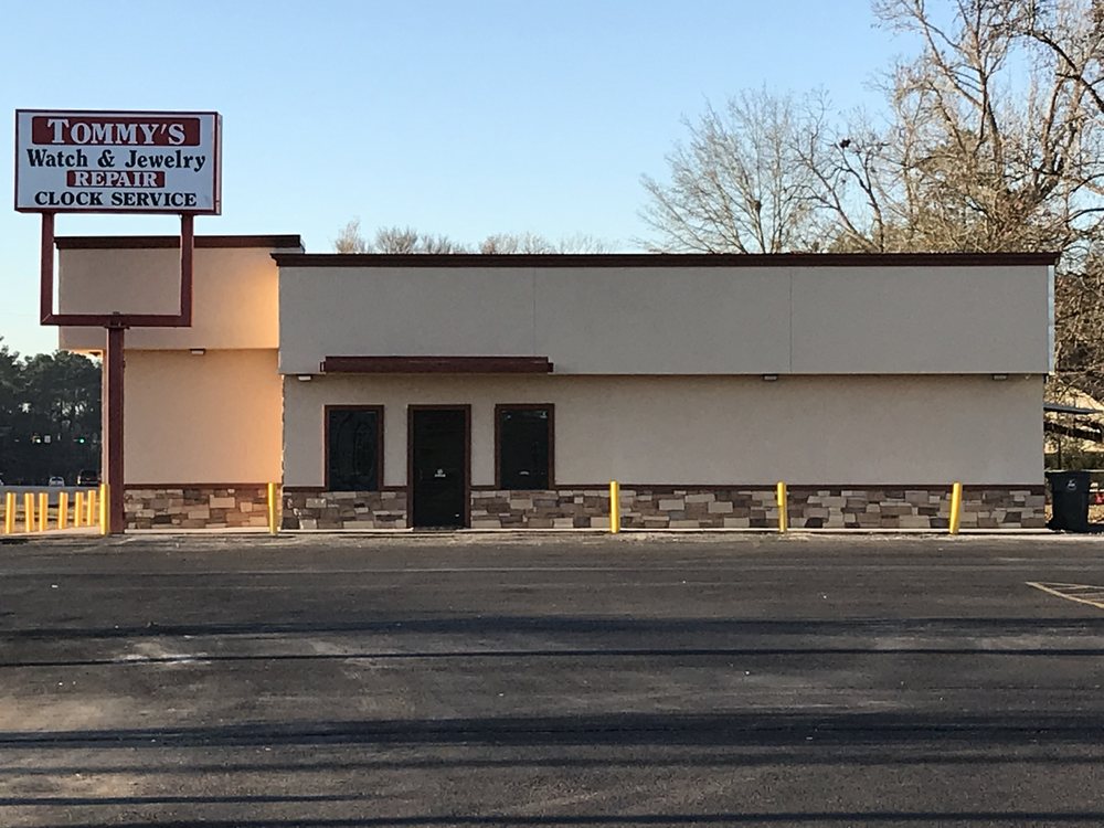 TOMMY’S JEWELRY WATCH & CLOCK REPAIR Updated October 2024 800 S Timberland Dr, Lufkin, Texas