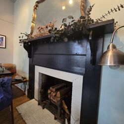 Mollys Courtyard Cafe - So cute inside - March 2026