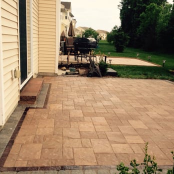 H & G Landscaping - a patio with a brick paver - Landscaping Near Me - Middletown, New York H & G Landscaping - a patio with a brick paver - Landscaping Near Me - Middletown, New York
