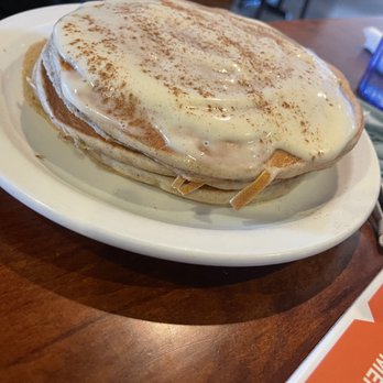 Slappy Cakes - Apple cinnamon pancakes - Breakfast & Brunch Near Me - Lahaina, Hawaii Slappy Cakes - Apple cinnamon pancakes - Breakfast & Brunch Near Me - Lahaina, Hawaii