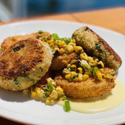 Ray's Boathouse - Dungeness Crab Cakes